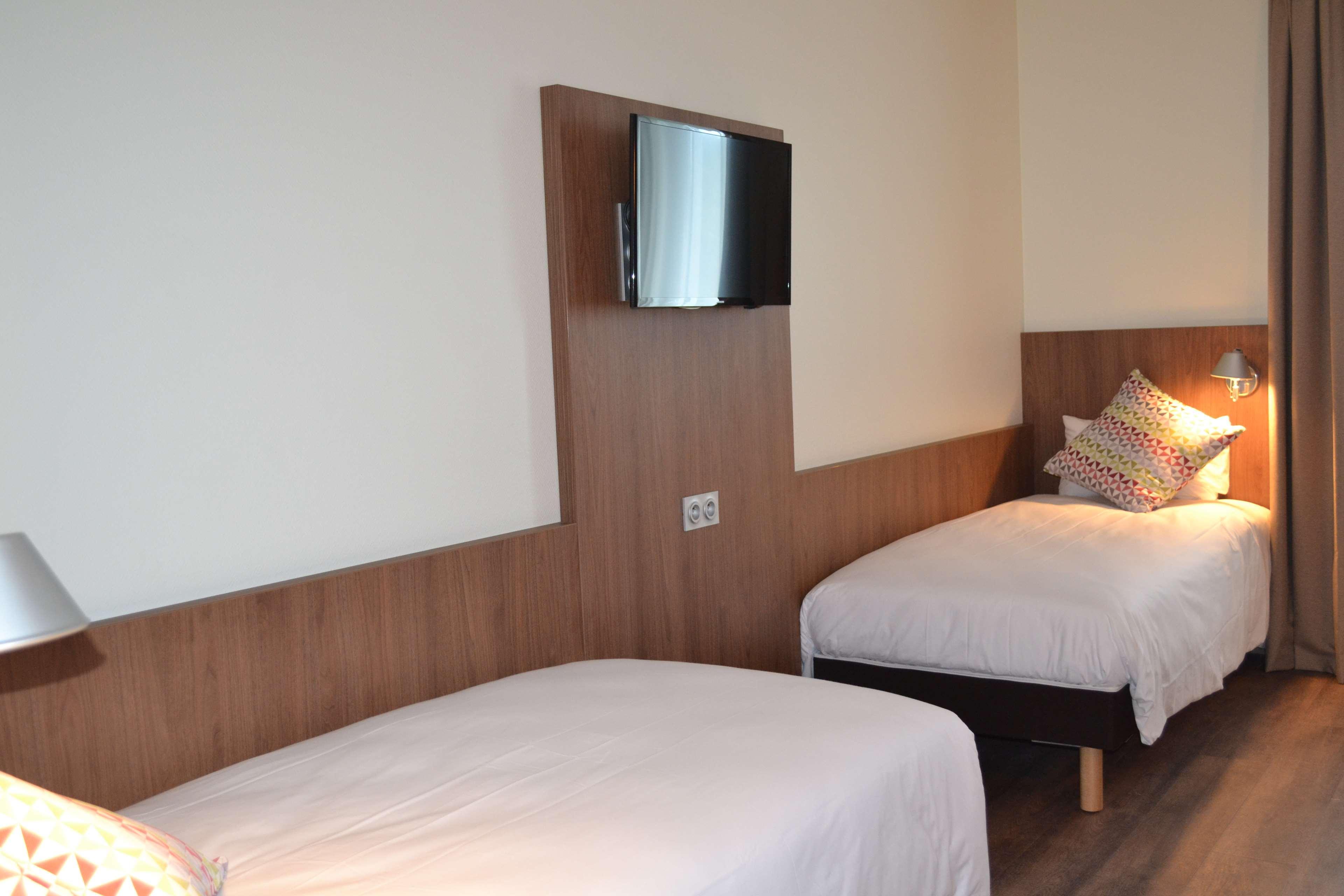 Campanile Jean De Luz Hotel 3*