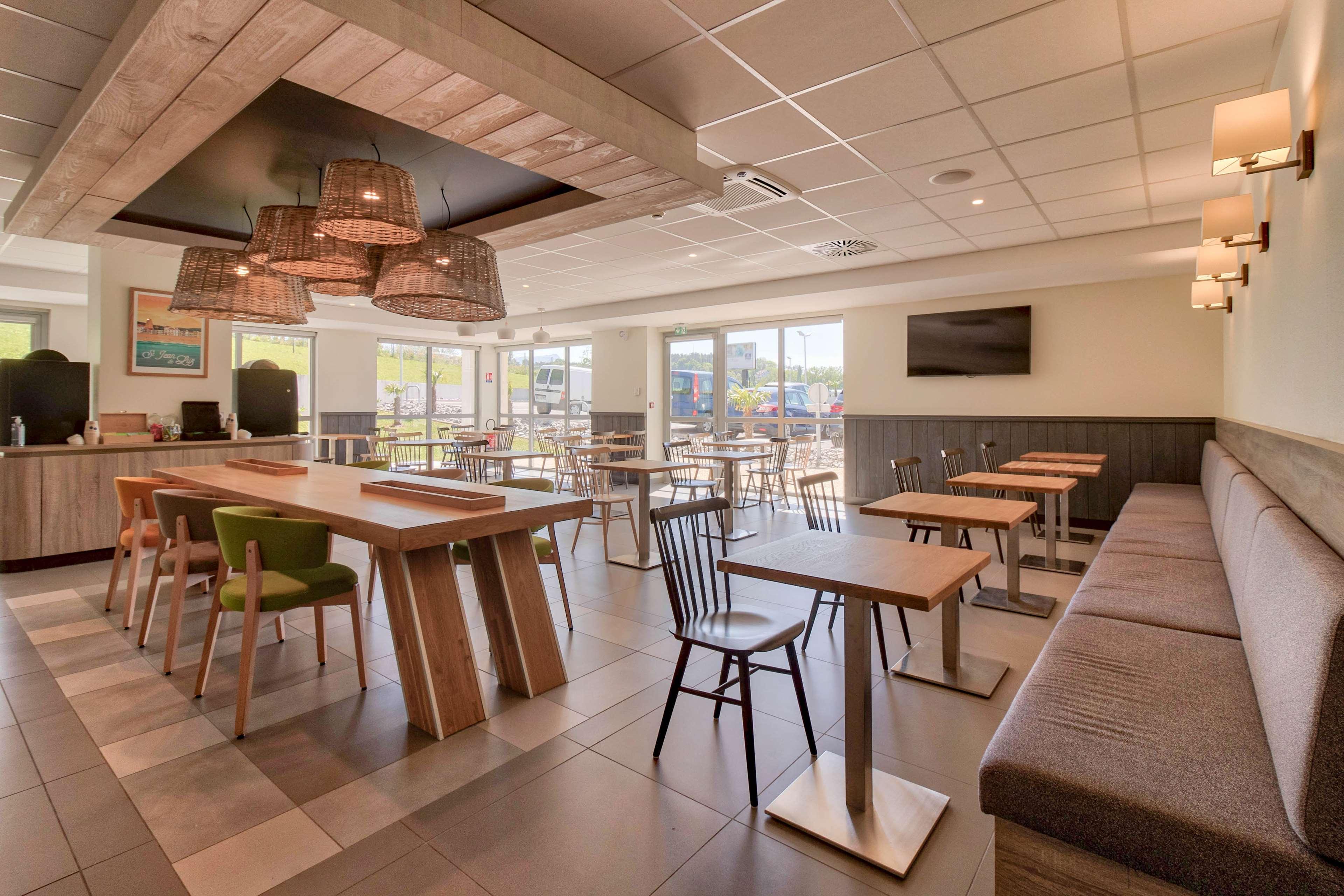 Campanile Jean De Luz Hotel
